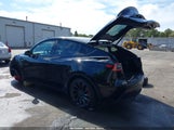 Tesla Model Y Long Range Dual Motor All-Wheel Drive/Performance Dual Motor All-Wheel Drive 5YJYGDEF5LF037313 fotografie