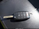 Kia Sorento 2.4L Lx 5XYPG4A34KG500878 photo