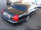 Lincoln Town Car Executive L 2LNBL8EV8BX754931 снимка