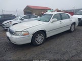 Lincoln Town Car Ultimate 1LNHM83W64Y618156 снимка