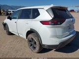 Nissan Rogue Sv Fwd 5N1BT3BA5RC693517 photo