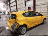 Toyota Prius C Three JTDKDTB31E1083784 снимка