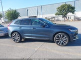 Volvo Xc60 Recharge Plug-In Hybrid T8 Ultimate Bright Theme YV4H60DA9P1240072 photo