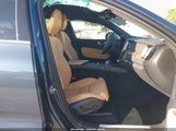Volvo Xc60 Recharge Plug-In Hybrid T8 Ultimate Bright Theme YV4H60DA9P1240072 снимка