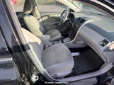 Toyota Corolla Le 2T1BU4EE5AC377746 fotografie