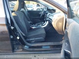Honda Accord Lx 1HGCR2F30DA183949 снимка