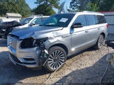 Lincoln Navigator Reserve 5LMJJ2KT6LEL10576 photo