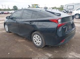 Toyota Prius Le JTDKARFU3K3096695 снимка