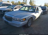Lincoln Town Car Executive 1LNLM81W2VY734016 photo