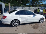 Mercedes-Benz C 300 Luxury 4Matic WDDGF8AB5DR299259 photo