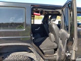 Jeep Wrangler Unlimited Sahara 1C4BJWEG3EL187951 fotografie