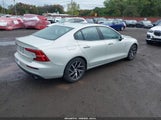 Volvo S60 T5 Momentum 7JR102FKXLG043525 снимка