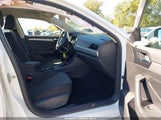 Volkswagen Jetta 1.4T R-Line/1.4T S/1.4T Se 3VWC57BU6MM015156 fotografie