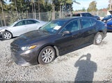 Toyota Camry Le 4T1B11HK3KU188960 photo