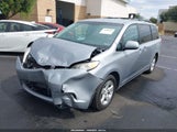 Toyota Sienna Le V6 5TDKK3DC5BS118375 снимка