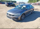 Volkswagen Passat 1.8T R-Line 1VWDT7A32HC069757 photo