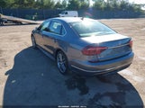 Volkswagen Passat 1.8T R-Line 1VWDT7A32HC069757 снимка