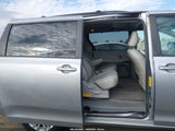 Toyota Sienna Xle V6 5TDYK3DC7BS006817 снимка