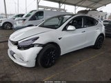 Tesla Model Y Long Range Dual Motor All-Wheel Drive 7SAYGDEE3NF435570 снимка