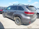 Toyota Highlander Xle 5TDJZRFH7JS491483 снимка