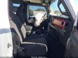 Jeep Wrangler Unlimited Rubicon 4X4 1C4HJXFG5JW216731 photo