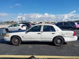 Ford Crown Victoria Police/Police Interceptor 2FAFP71V18X122488 снимка