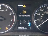 Mitsubishi Outlander Es 2.4 S-Awc/Le 2.4 S-Awc/Se 2.4 S-Awc/Sel 2.4 S-Awc/Sp 2.4 S-Awc JA4AZ3A38LZ040356 fotografie