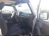 Jeep Wrangler Sport 1C4AJWAG4CL253938 снимка