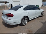 Volkswagen Passat 2.0T Se 1VWBA7A30JC039272 photo