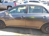 Toyota Corolla Le JTDBU4EE3DJ116415 снимка