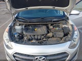 Hyundai Elantra Gt KMHD35LH7GU300558 снимка
