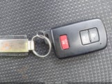 Toyota Rav4 Xle JTMRFREV0JD233515 снимка