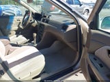 Toyota Camry Le 4T1BG22K5XU394768 photo