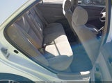 Toyota Camry Le 4T1BE32K82U042045 снимка