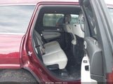 Jeep Grand Cherokee Sterling Edition 4X4 1C4RJFBT8JC236538 fotografie