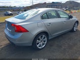 Volvo S60 T6 YV1902FH2C2044844 снимка