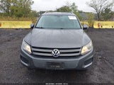 Volkswagen Tiguan 2.0T Wolfsburg Edition WVGSV7AX8HK011905 fotografie