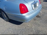Lincoln Town Car Signature 1LNFM82W3WY622452 fotografie