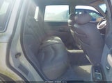 Lincoln Town Car Signature/Spinnaker 1LNLM82W7SY666144 photo