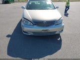 Toyota Camry Le 4T1BE32K74U331873 снимка