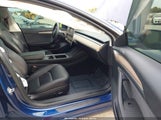 Tesla Model 3 Long Range Dual Motor All-Wheel Drive 5YJ3E1EBXNF106771 fotografie