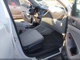Hyundai Tucson Se KM8J23A40JU683101 снимка