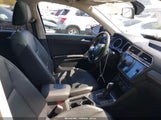 Volkswagen Tiguan 2.0T Se/2.0T Se R-Line Black/2.0T Sel 3VV3B7AX2LM101832 fotografie