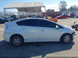 Toyota Prius Three JTDKN3DU6B5335018 снимка