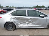 Toyota Corolla Le JTDEPMAE3MJ117526 снимка