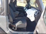 Jeep Wrangler 2-Door Sport 4X4 1C4PJXAG6SW522261 fotografie