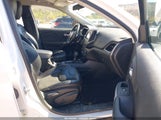 Jeep Cherokee Latitude Plus 4X4 1C4PJMLBXKD122621 снимка