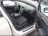 Ford Fusion Se 3FA6P0HD3GR360764 fotografie