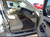 Lincoln Town Car Executive 1LNHM81W3XY625671 fotografie