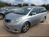 Toyota Sienna Le V6 5TDKK3DC6BS054699 снимка